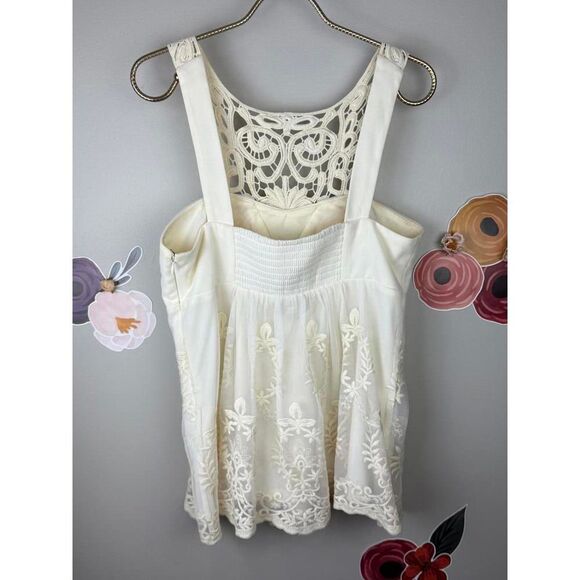 Boston Proper Crochet Embroidered High Neck Tank Top - Size - Medium - Picture 2 of 5